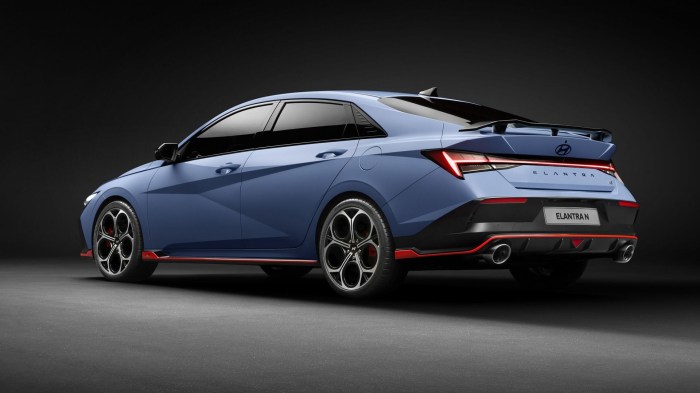 2024 hyundai elantra hybrid