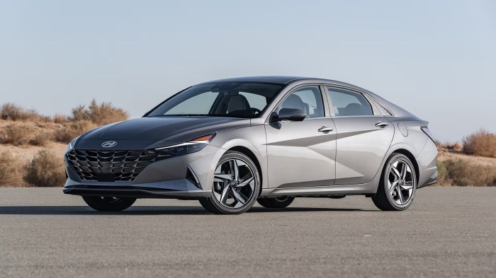 2024 hyundai elantra hybrid